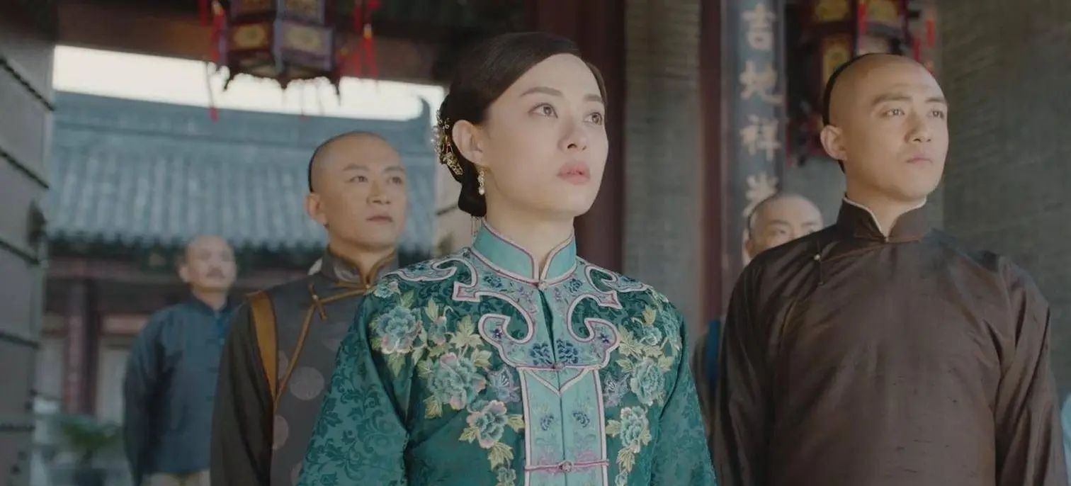 周莹 电视剧 历史人物_周莹 传奇人生 商业帝国_周莹是谁的女儿